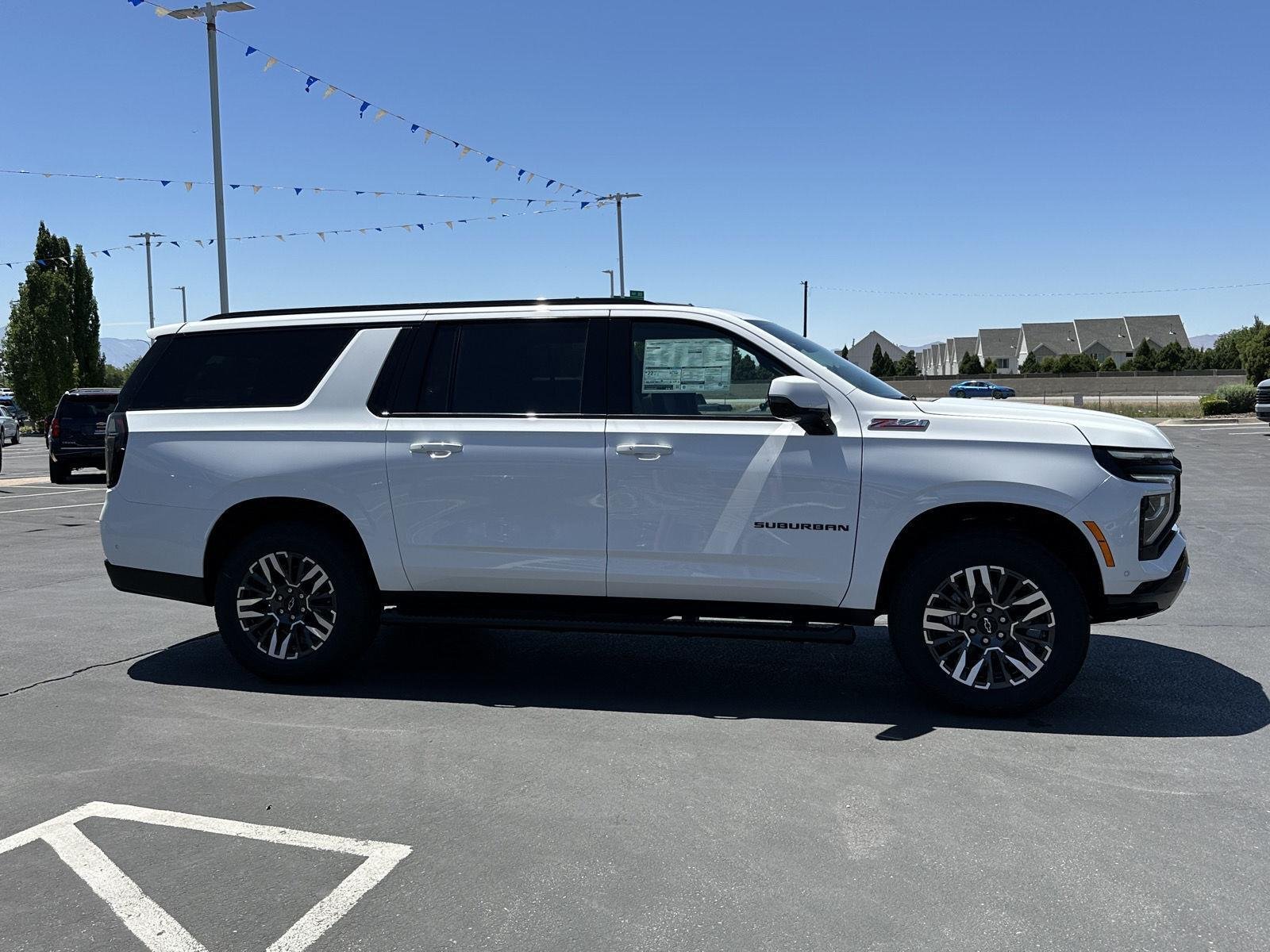 2026 Chevrolet Suburban Z71 - Photo 7