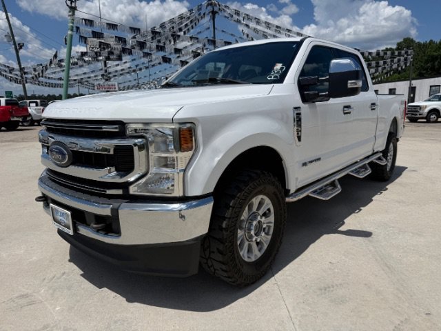 Used 2021 White Ford XLT image 1