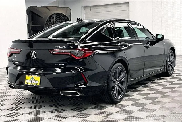 Used 2023 Majestic Black Pearl Acura A-Spec Package image 13
