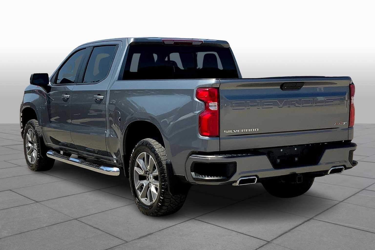 Used 2020 Satin Steel Metallic Chevrolet RST image 12
