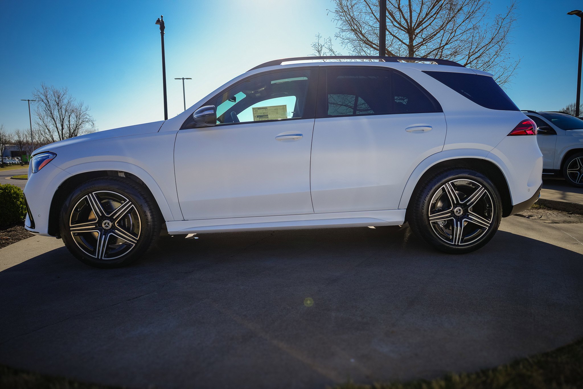 New 2026 MOONLIGHT WHITE Mercedes-Benz GLE 450 image 9