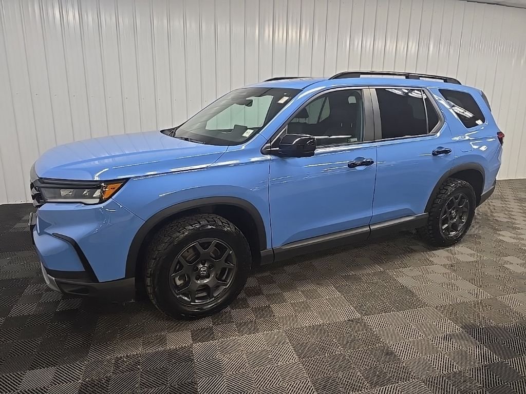 Used 2024  Honda TrailSport image 6
