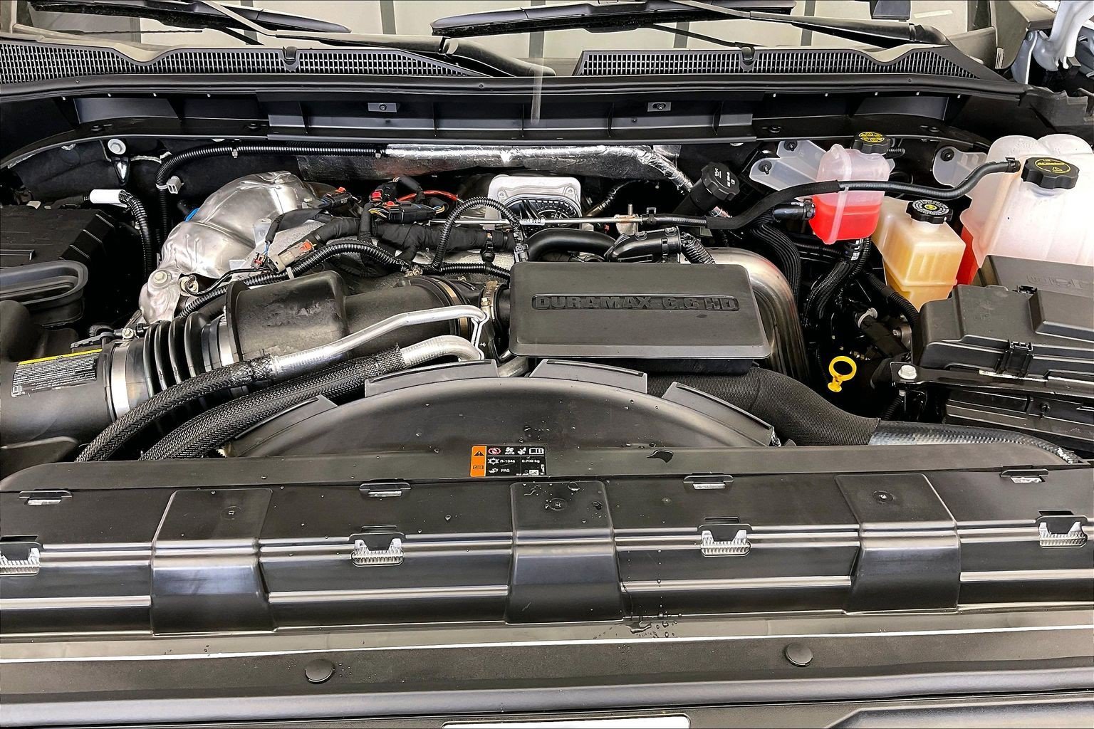 2026 GMC Sierra 3500HD AT4 - Photo 18