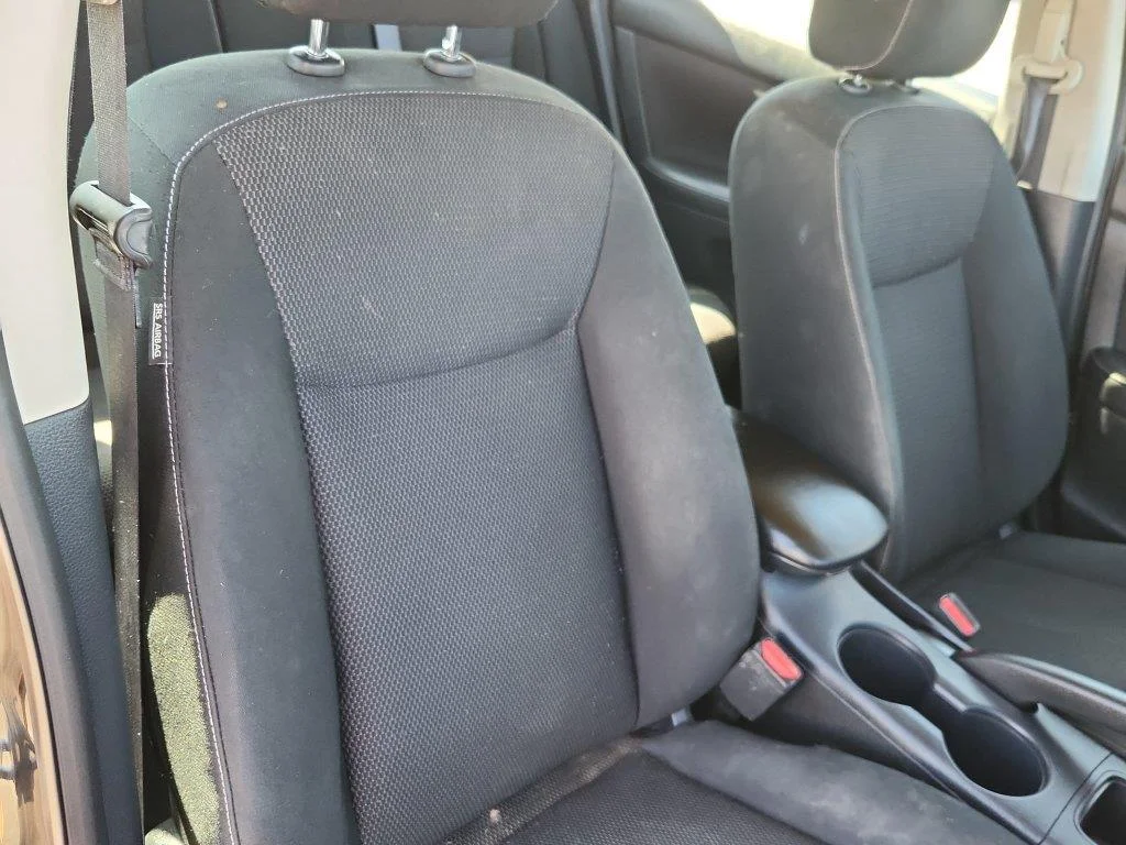 Used 2019 Super Black Nissan S image 14