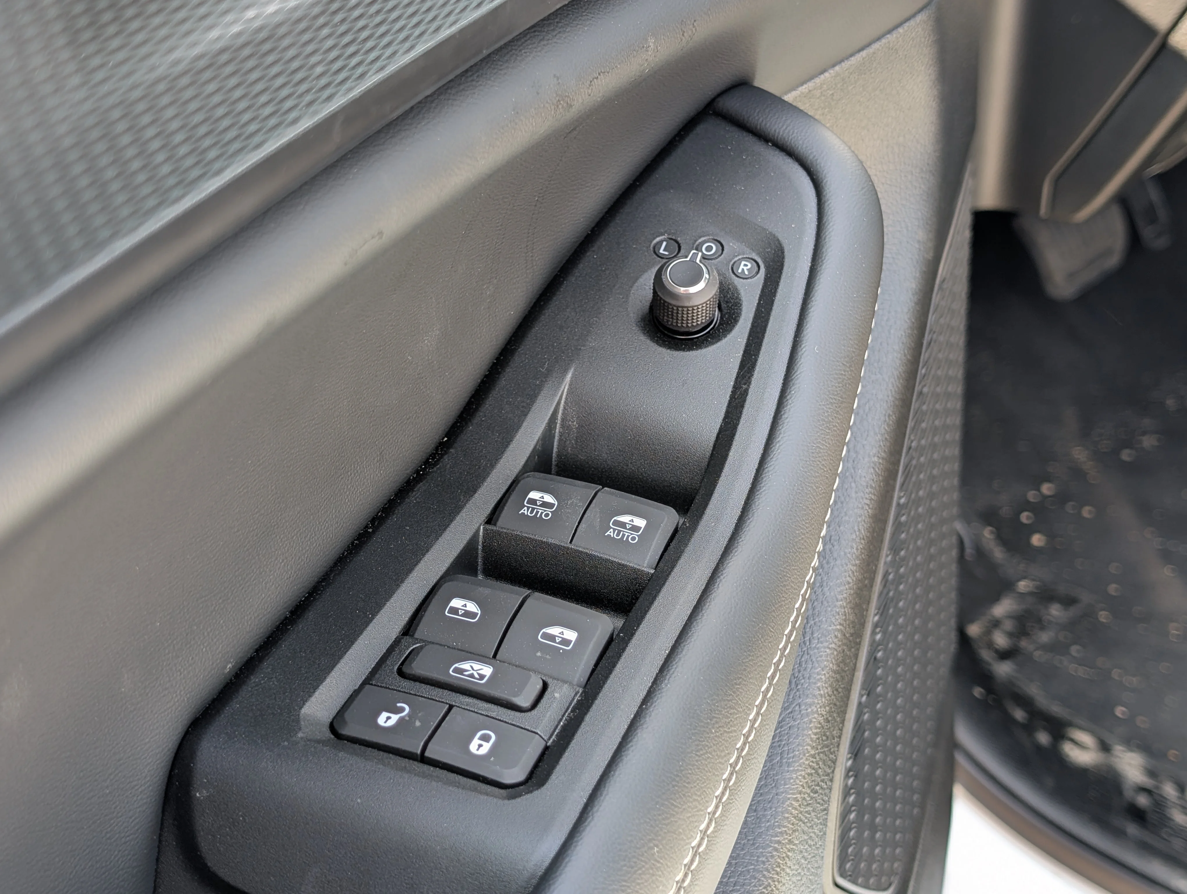 New 2025 Bright White Jeep Laredo image 19