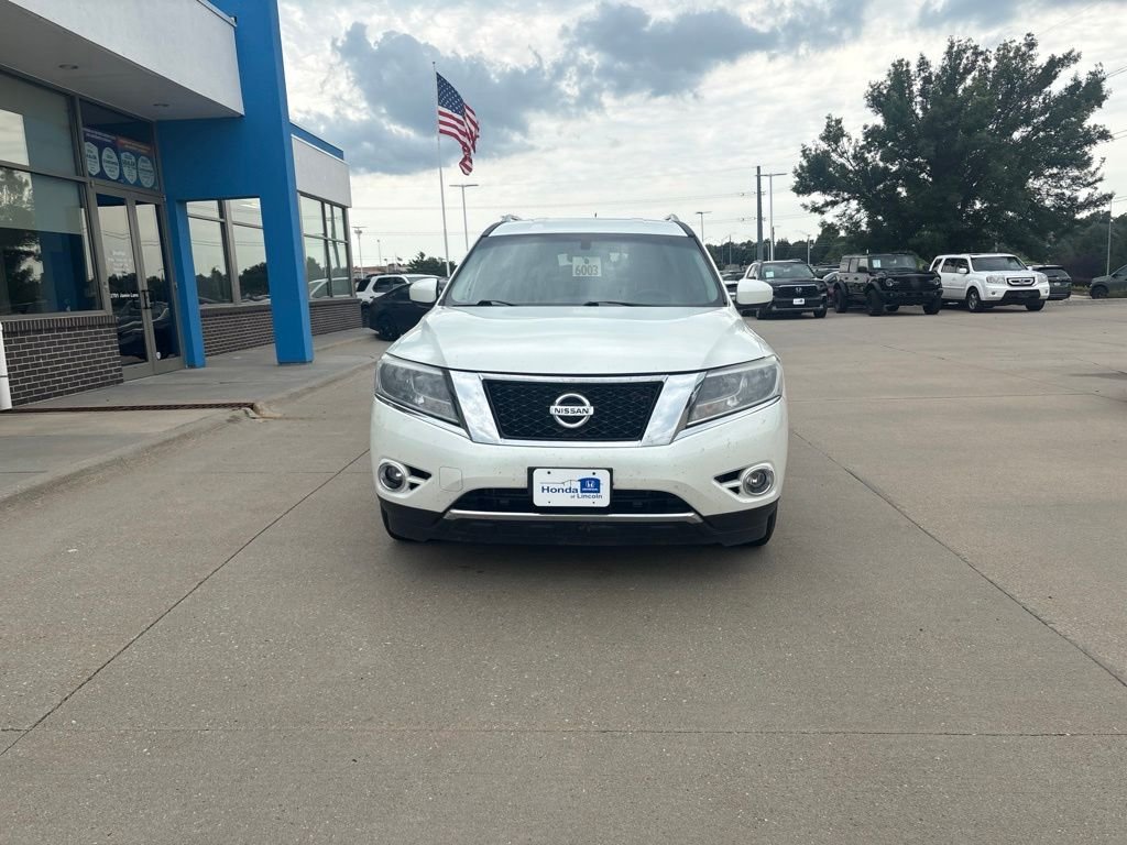 Used 2016 Nissan Pathfinder SL with VIN 5N1AR2MM8GC606511 for sale in Lincoln, NE