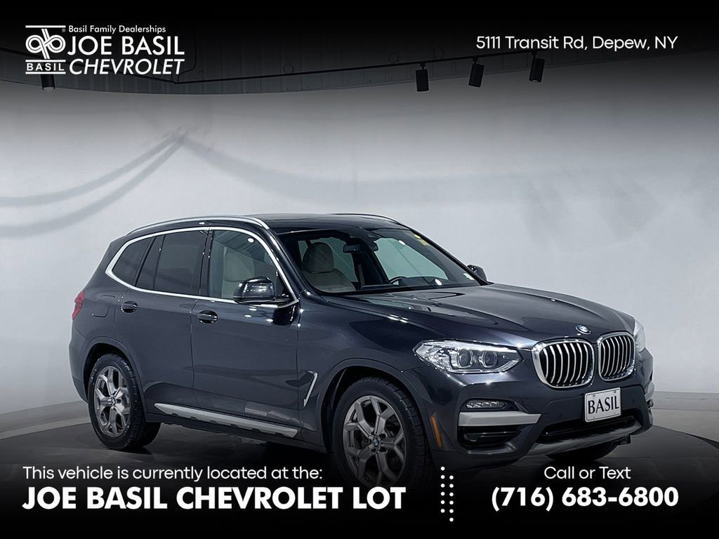 2021 BMW X3 xDrive30i's photo