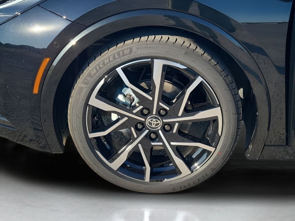 New 2026 Midnight Black Metallic Toyota  XSE Premium image 17