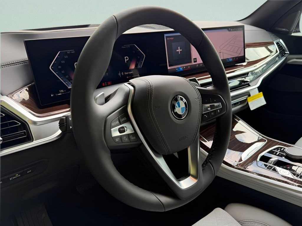 New 2026 Tanzanite Blue II Metallic BMW xDrive40i image 13