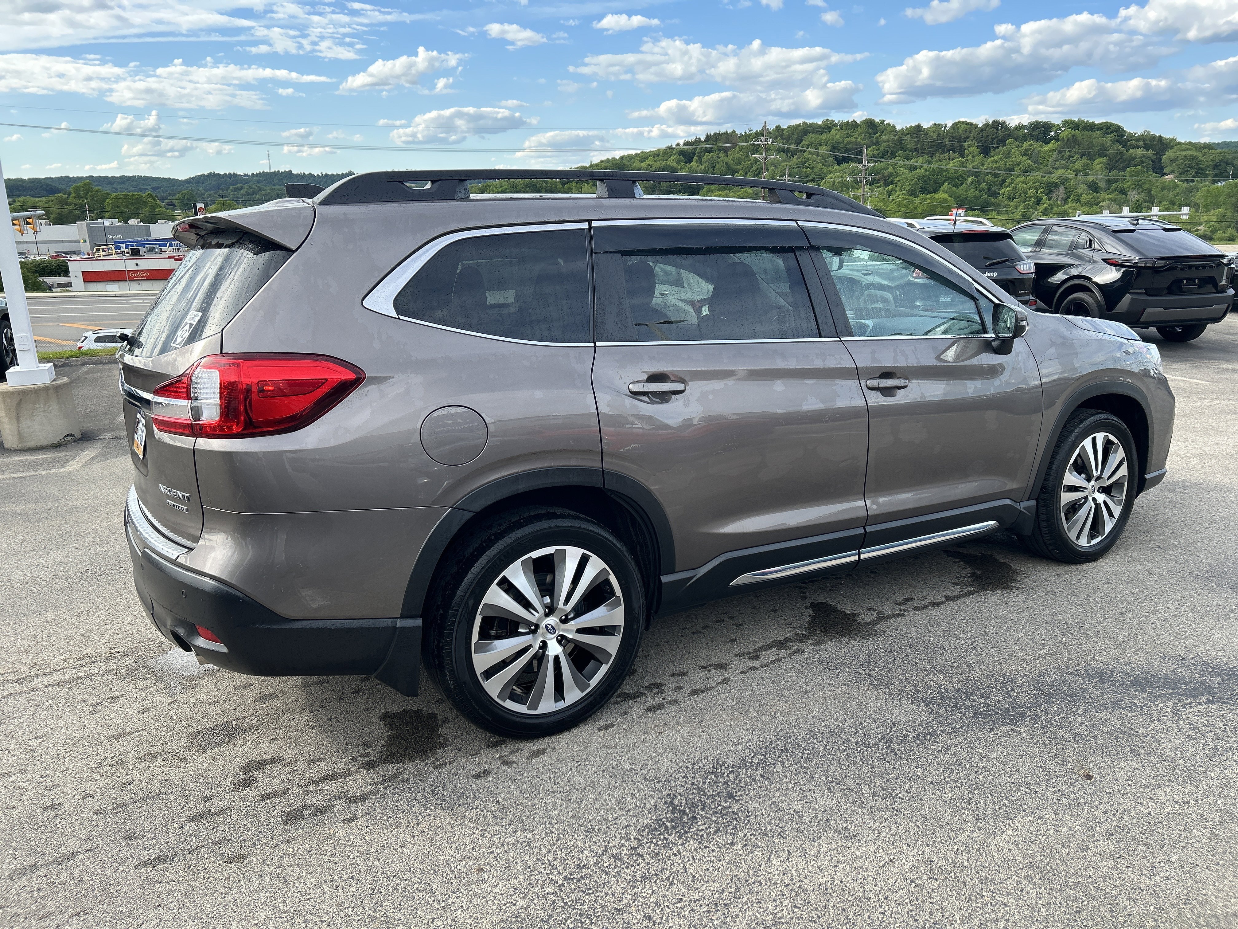 2022 Subaru Ascent Limited - Photo 4
