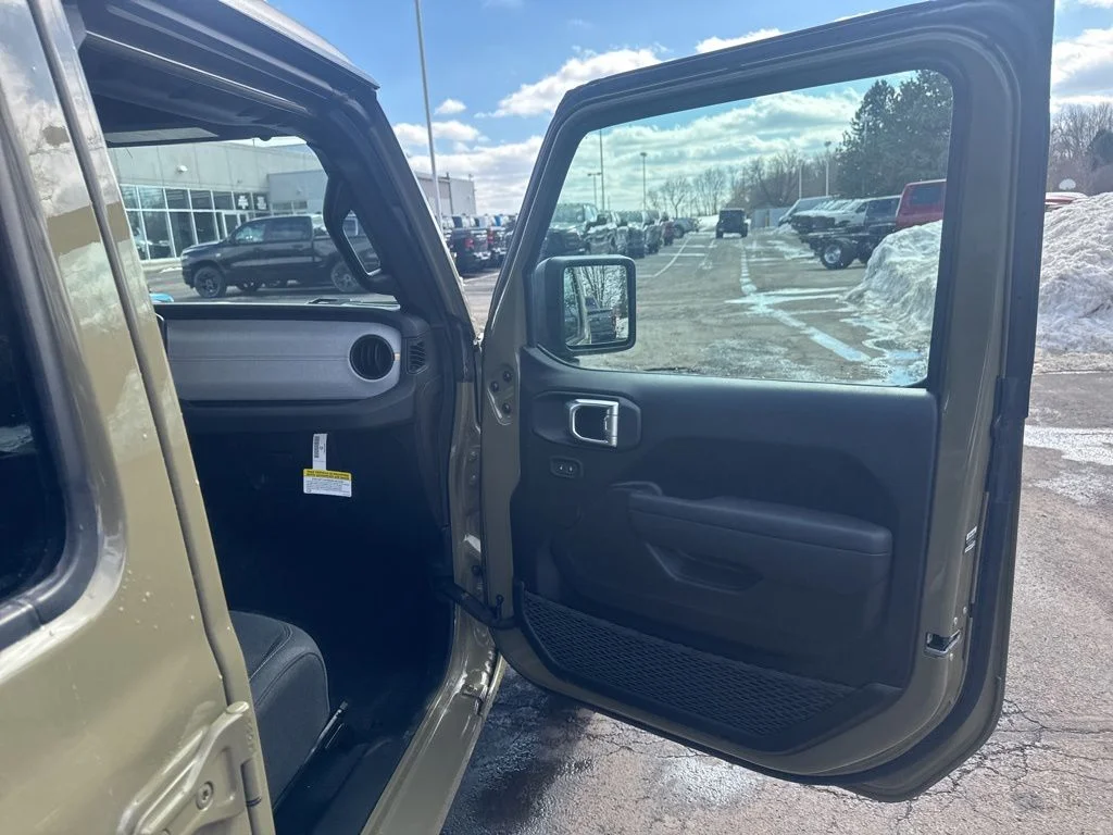 2025 Jeep Wrangler 4-Door Sport S - Photo 54