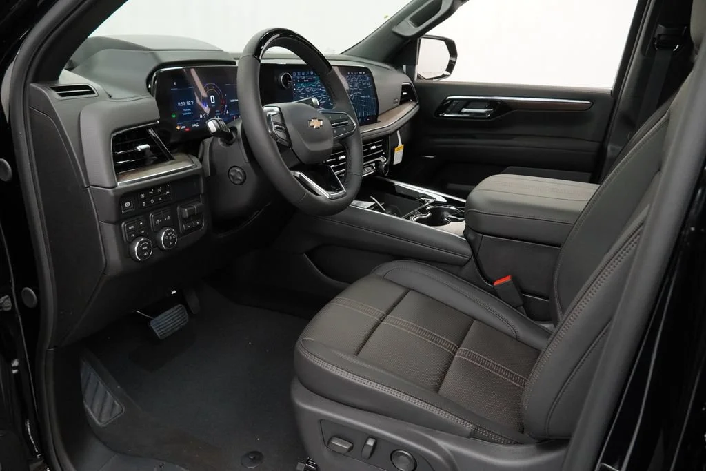 New 2026 Black Chevrolet High Country image 11