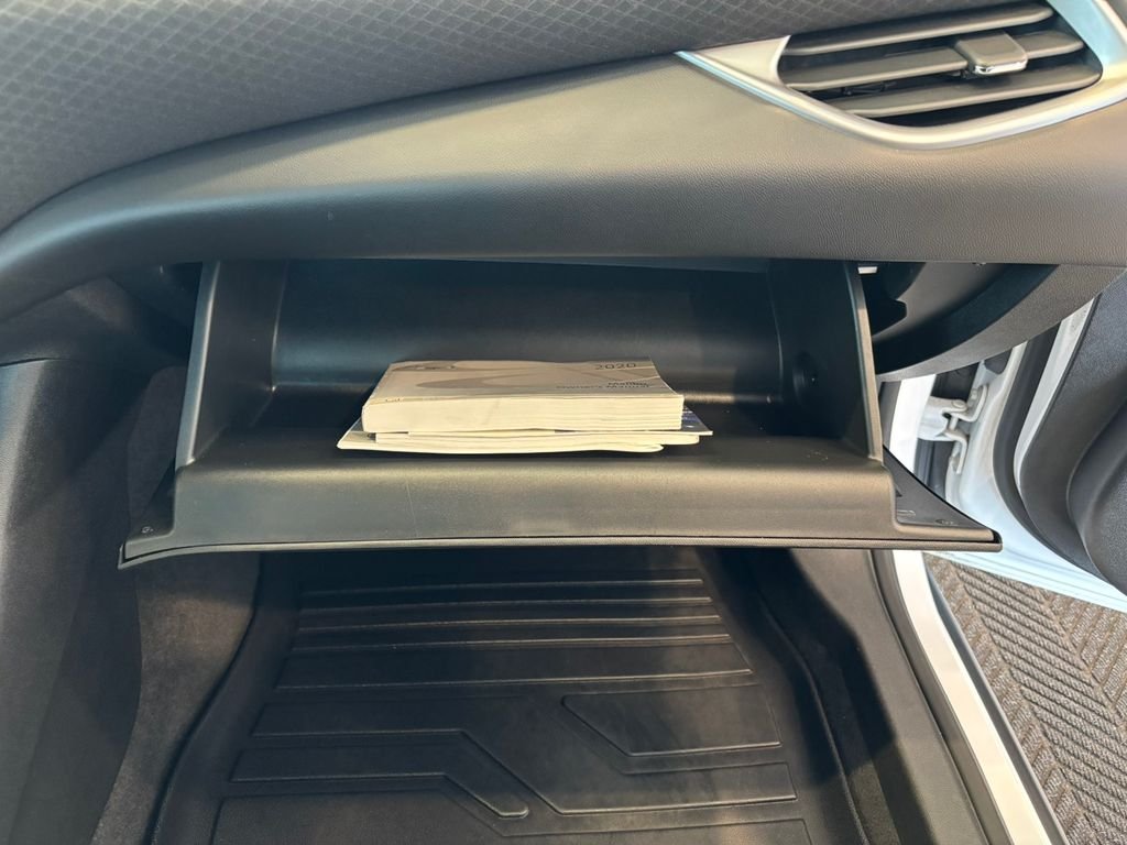 Used 2020 Summit White Chevrolet LS image 28