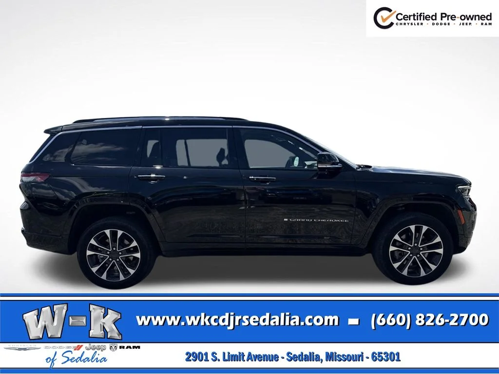 Certified Used 2023 Black Jeep Overland image 7