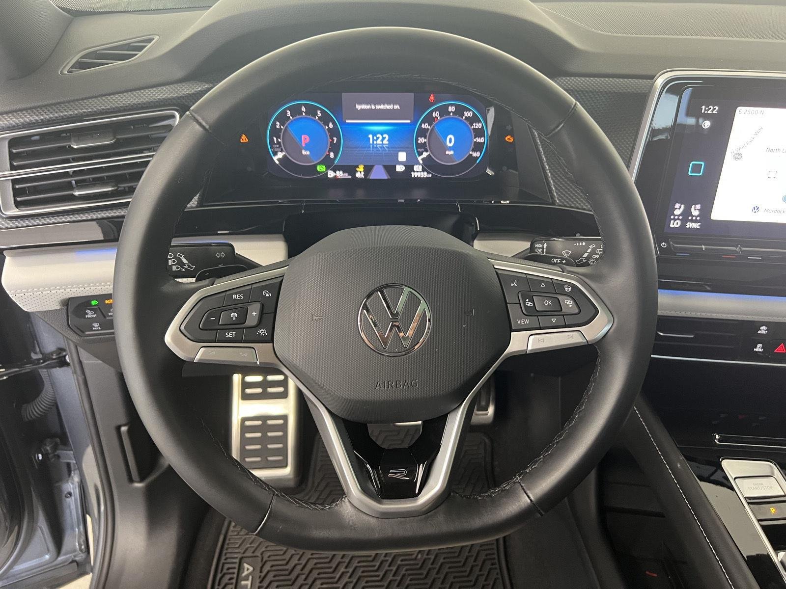 2025 Volkswagen Atlas Cross Sport SEL Premium R-LINE - Photo 15