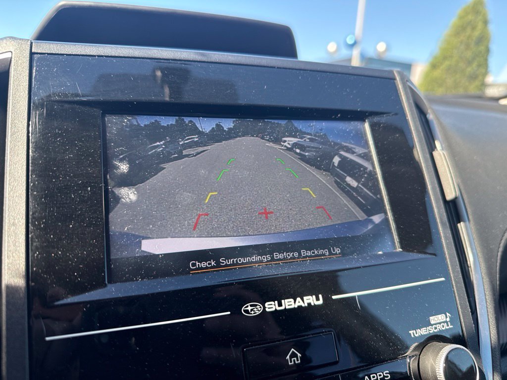 Used 2019 Silver Subaru 2.0i image 12