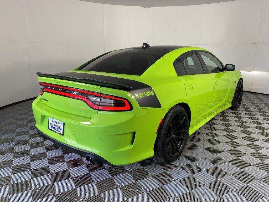 Used 2023 Sublime Metallic Dodge R/T Scat Pack image 9