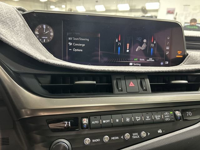 Used 2019 Silver Lexus ES 350 image 19