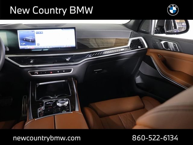2026 BMW X7 M60i - Photo 32