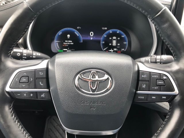 Used 2023 Silver Toyota Limited image 27