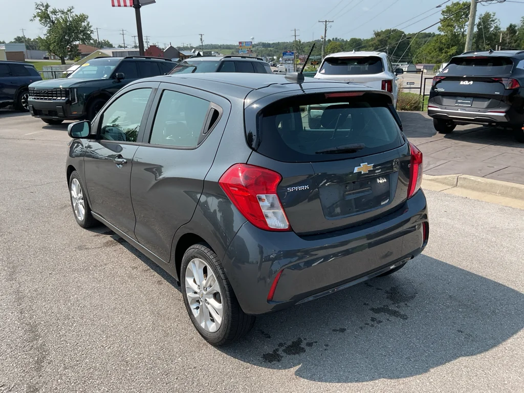 Used 2020 Nightfall Gray Metallic Chevrolet LT image 5