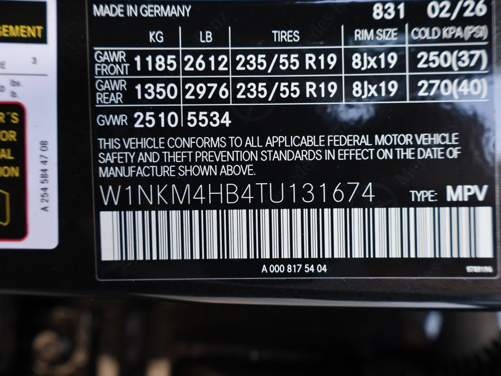 Certified Used 2026 Graphite Grey Metallic Mercedes-Benz GLC 300 image 42