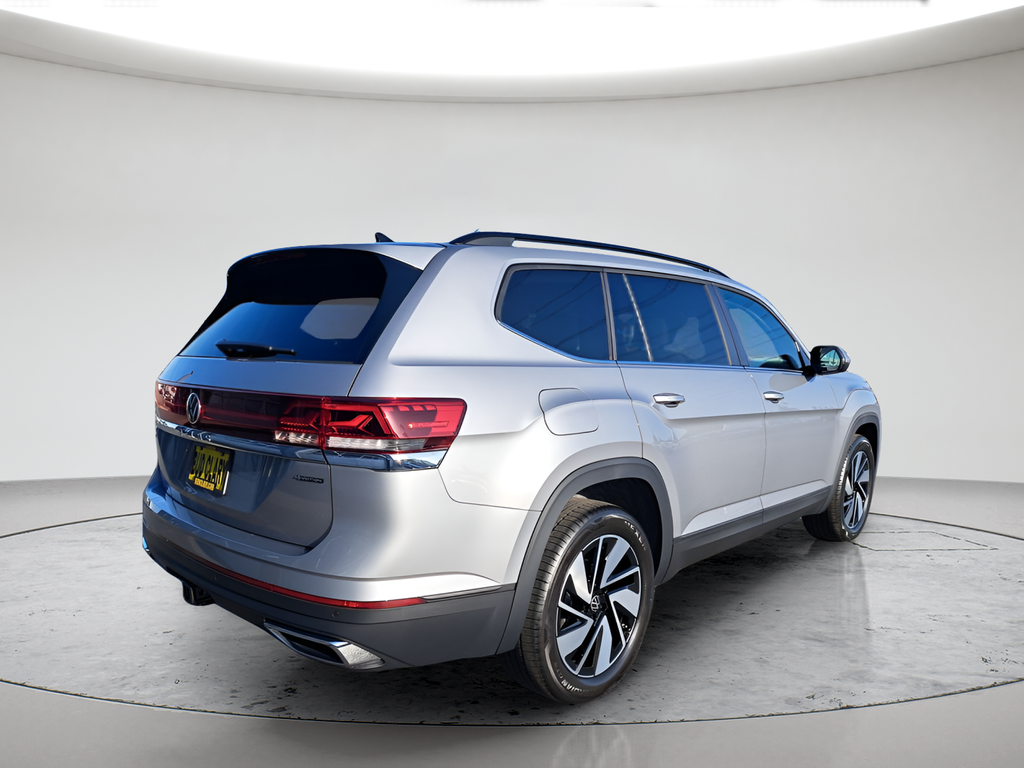 New 2026 Silver Volkswagen SE w/Technology image 3