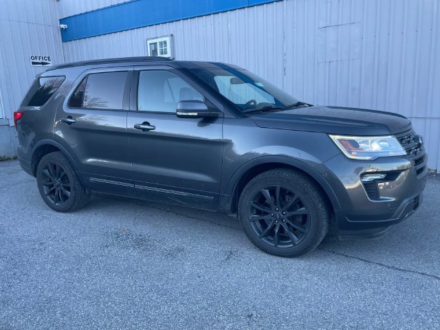 Used 2019 Gray Ford XLT image 3