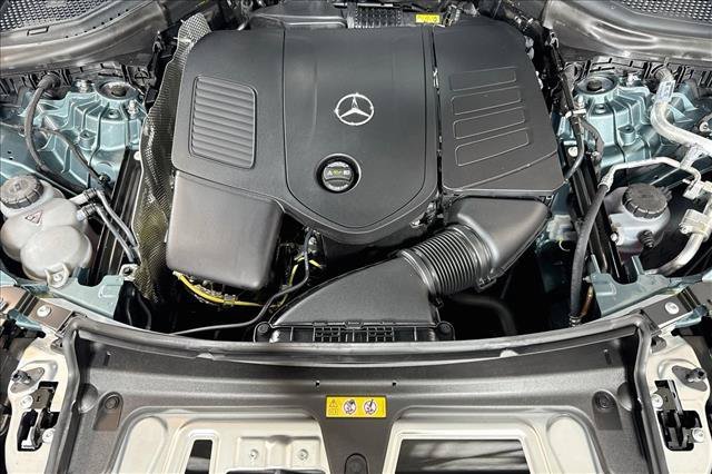 New 2026 Verde Silver Metallic Mercedes-Benz GLC 300 image 58