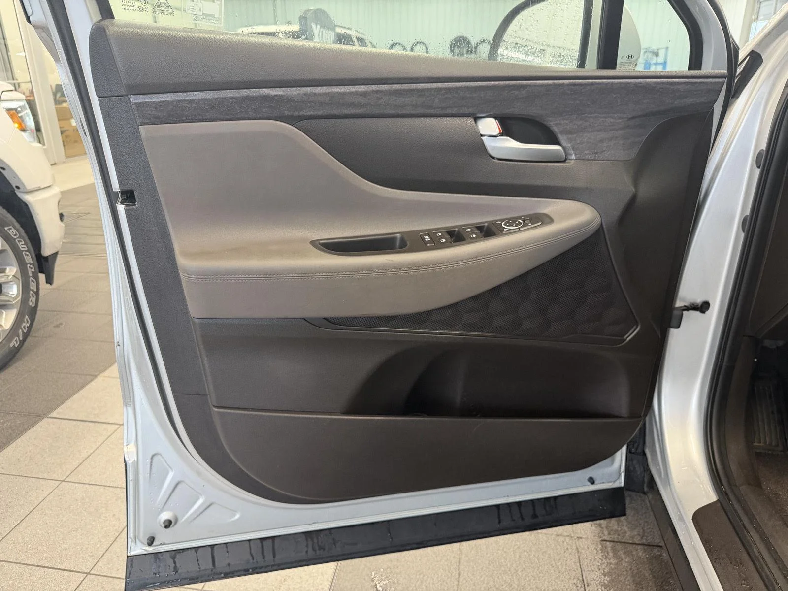 Used 2019 Symphony Silver Hyundai SE image 14