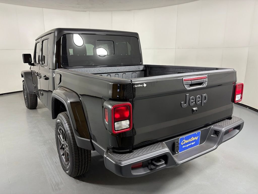 New 2026 Black Clear-Coat Exterior Paint Jeep Sport S image 6