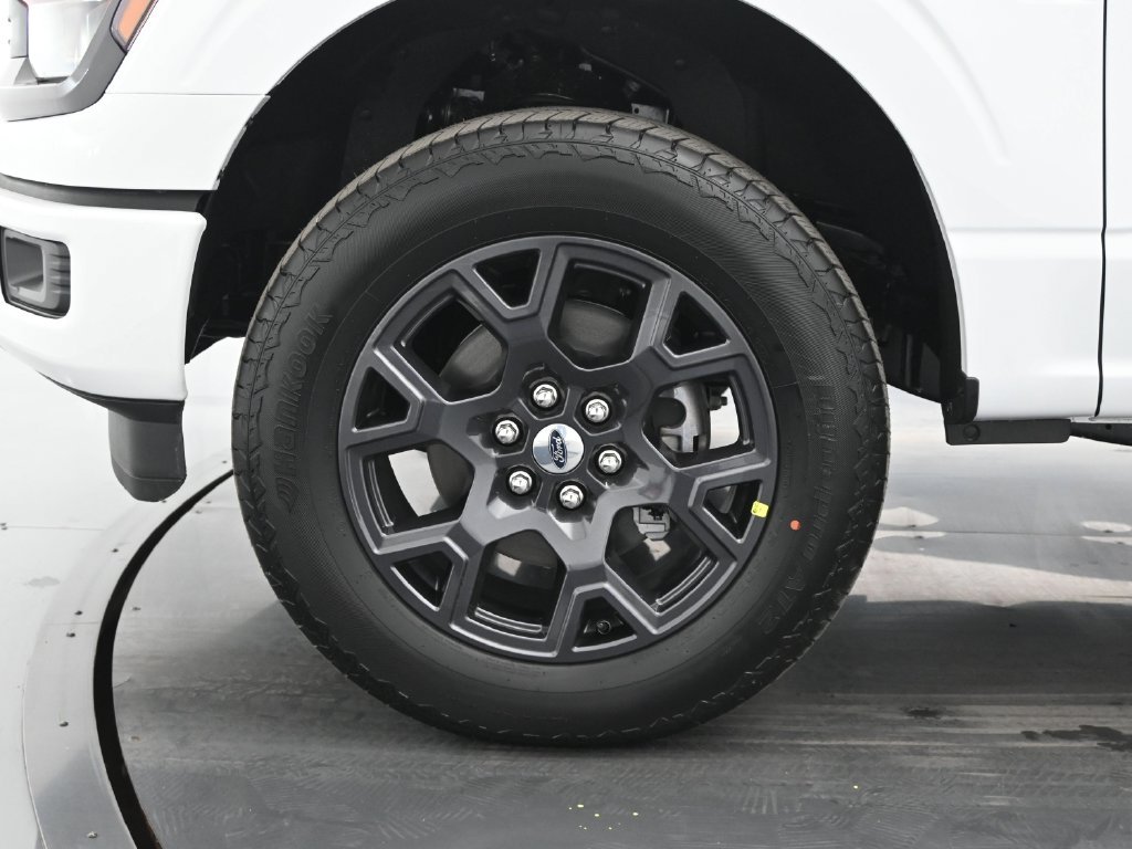 New 2026 Oxford White Ford STX image 21