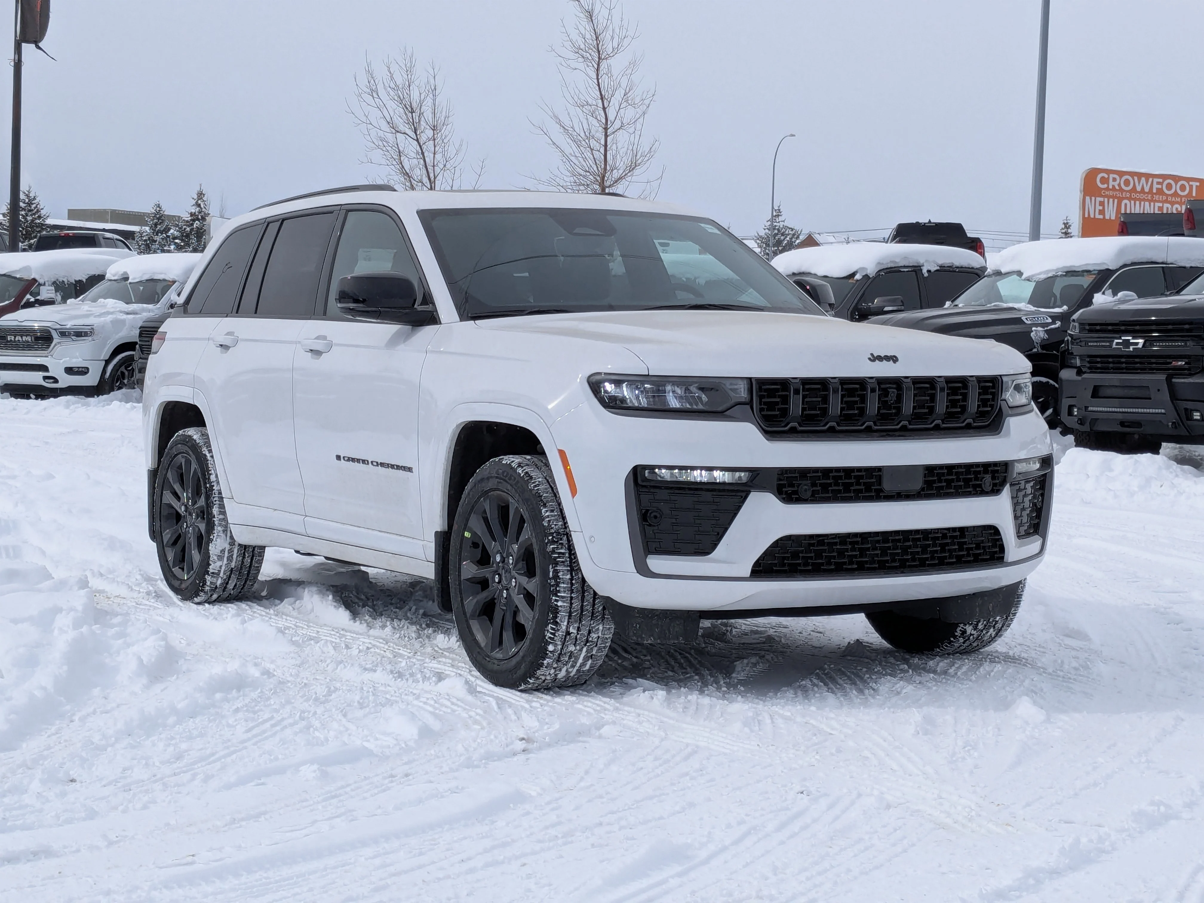 New 2026 White Jeep Limited Reserve - - Nappa Leather - Ventilated Seats - Trailer Tow Pack - Remote Start & More! image 2