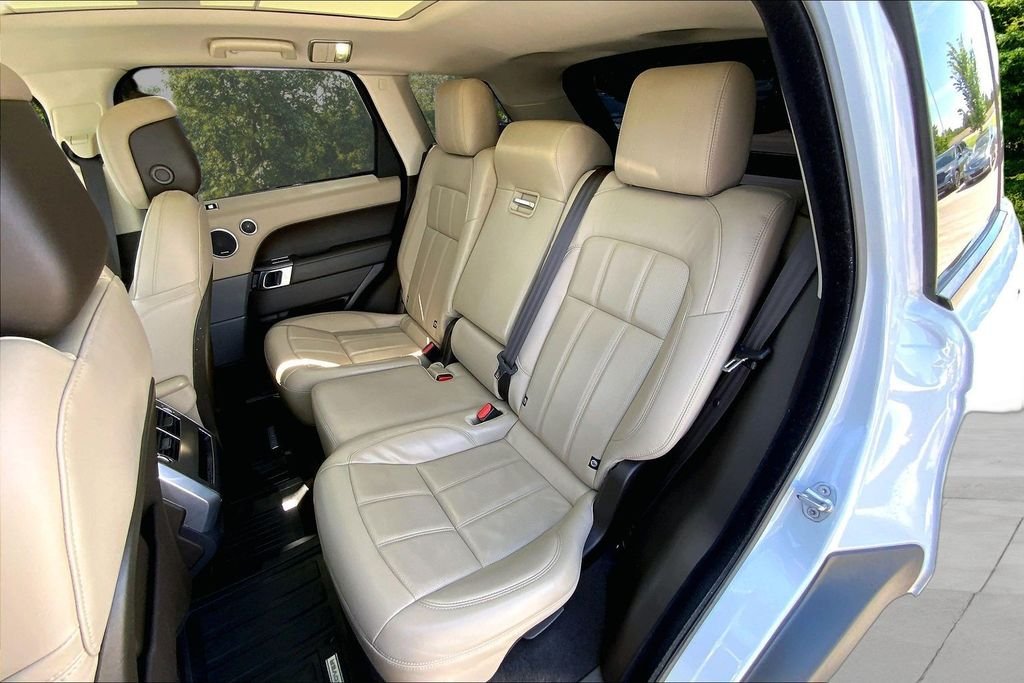Used 2019 White Land Rover Supercharged image 21