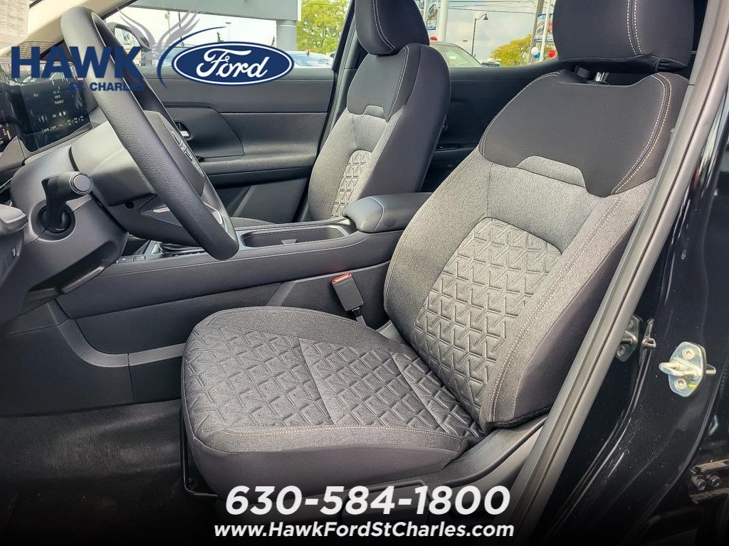 Used 2025 Super Black Nissan SV image 10