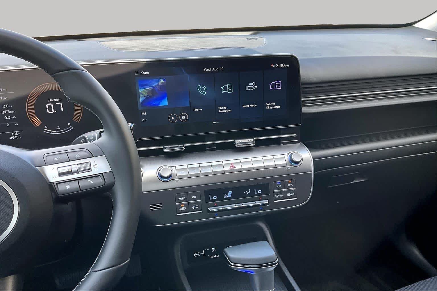 Used 2025 Cyber Gray Metallic Hyundai SEL image 7