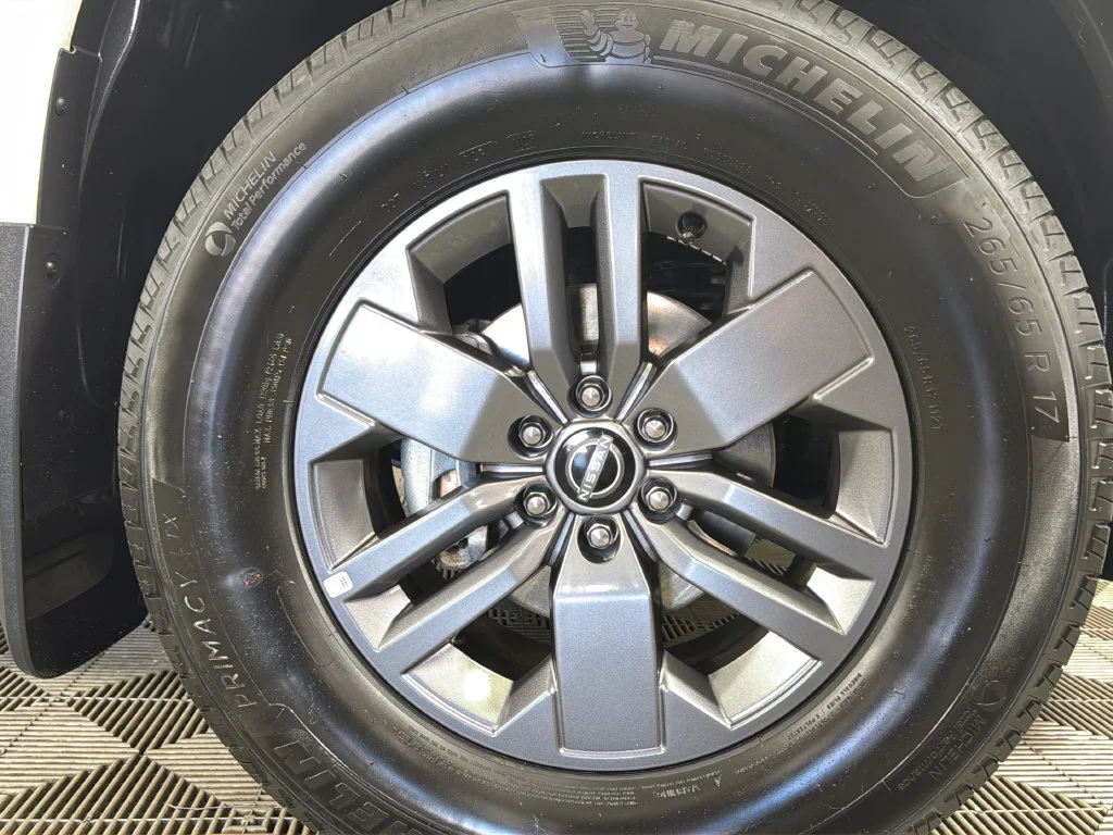 2025 Nissan Frontier SV - Photo 37