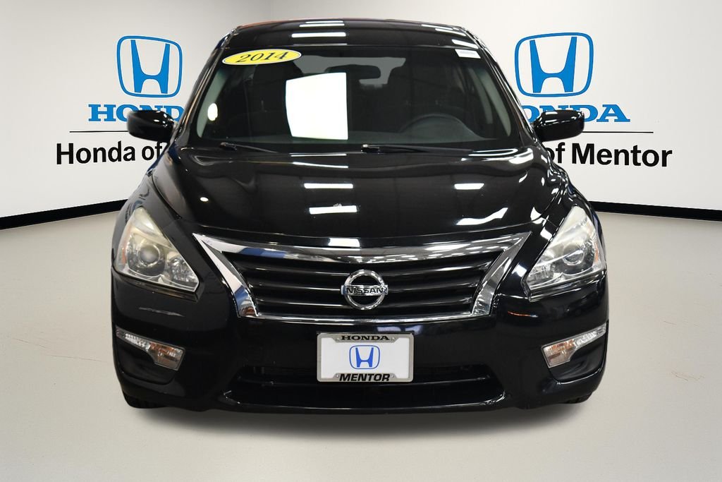 Used 2014 Nissan Altima S with VIN 1N4AL3AP5EC172786 for sale in Mentor, OH