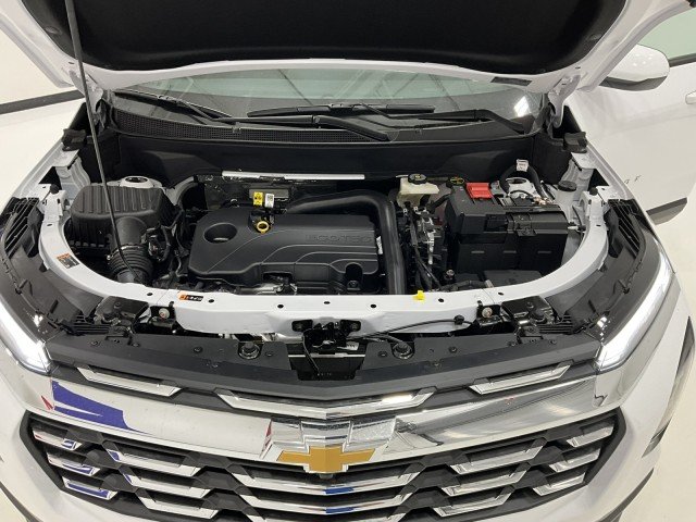 New 2027 Summit White Chevrolet LT image 41