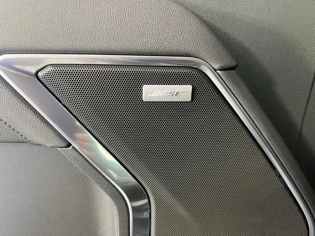 New 2026 Onyx Black GMC Elevation image 17