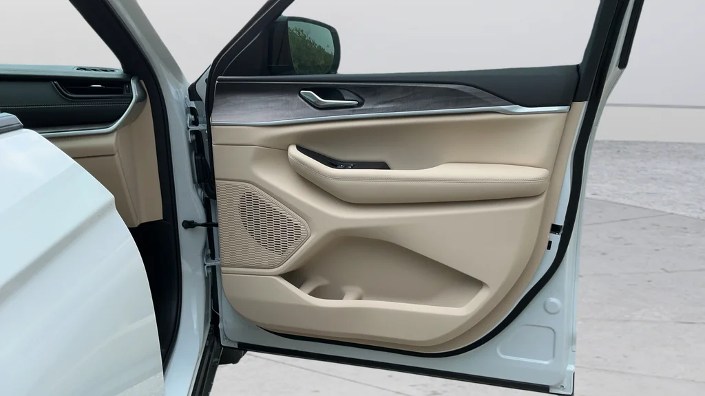 New 2026 Bright White Clearcoat Jeep Limited image 23