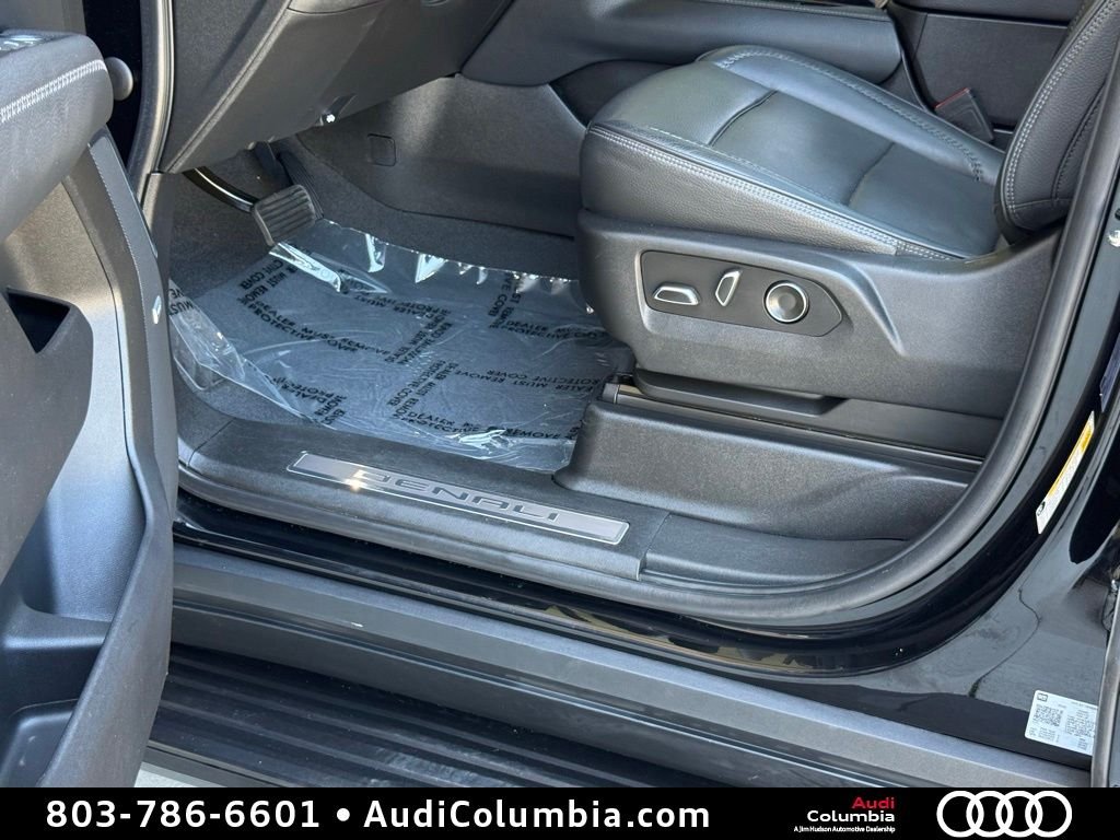 Used 2023 Black GMC Denali image 23
