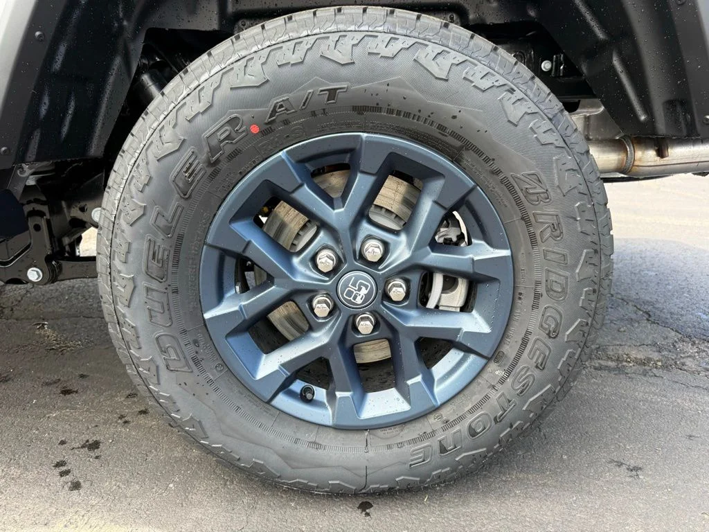 New 2026 Granite Crystal Metallic Clear-Coat Exterior Paint Jeep 85th Anniversary Edition image 29