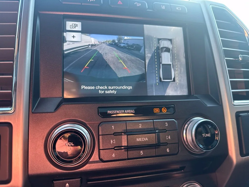 Used 2017 Gray Ford Platinum image 22