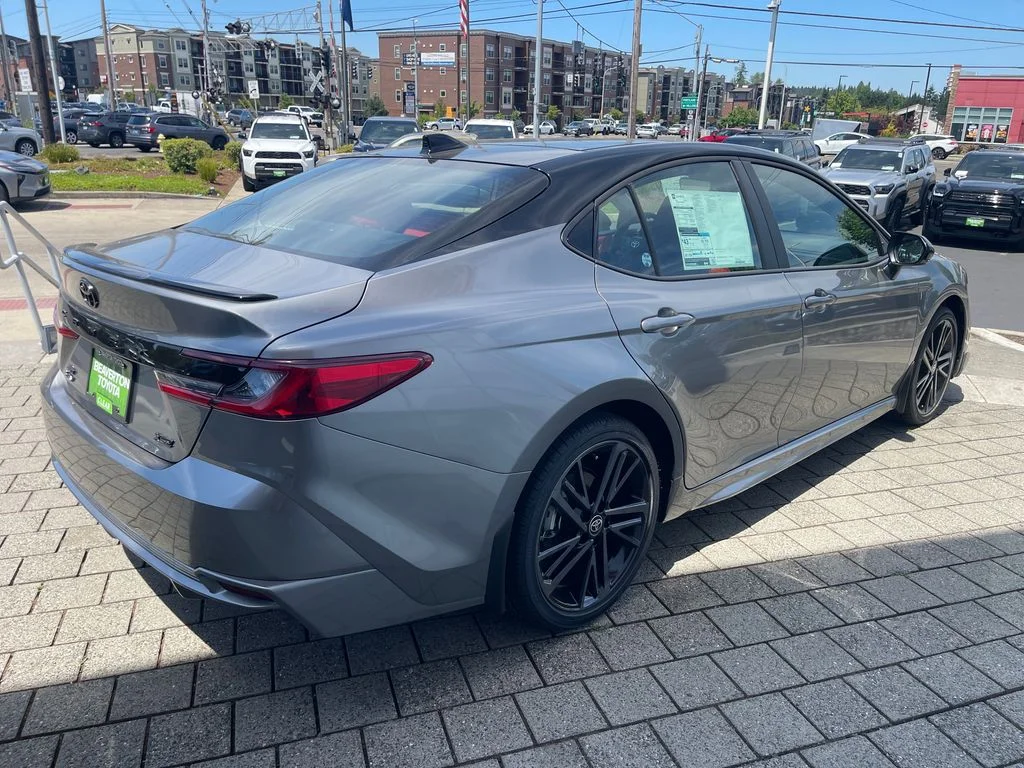 New 2026 Heavy Metal with Midnight Black Metallic roof Toyota XSE image 5