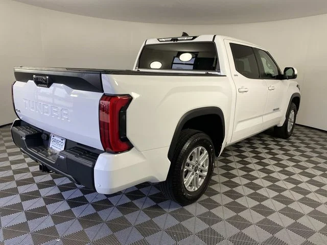 Used 2024 White Toyota SR5 image 10