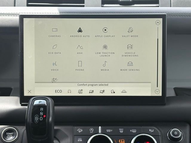 Certified Used 2023 Silver Land Rover X-Dynamic SE image 25