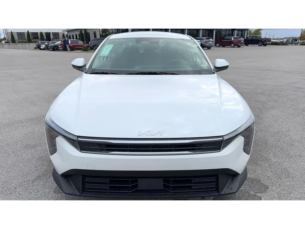 New 2026 Whi Kia LXS image 30