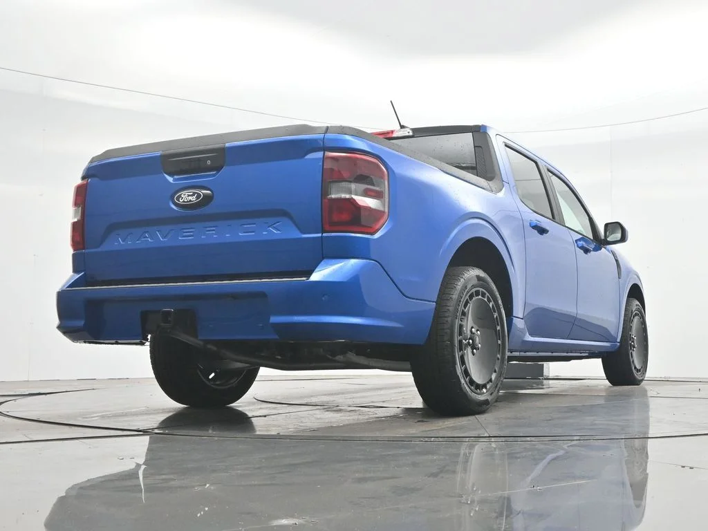 New 2026 Velocity Blue Ford Lobo™ image 45