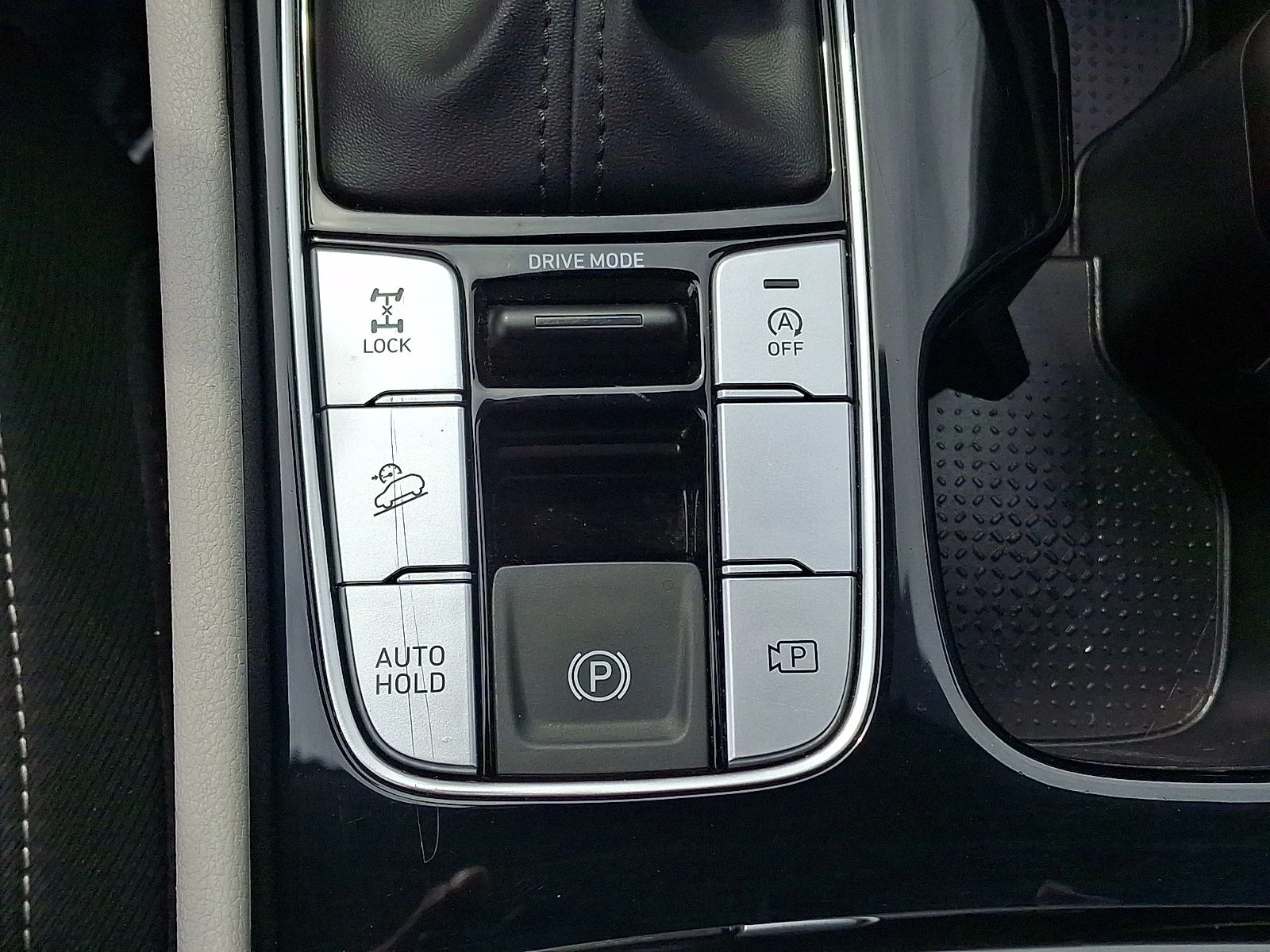 Used 2023 Black Hyundai SEL image 22